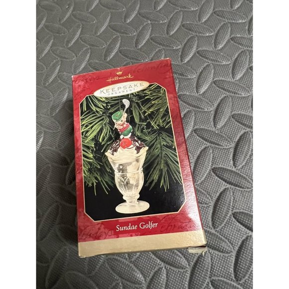 Hallmark Keepsake Ornament Sundae Golfer Ice Cream Mouse Vintage Christmas‎ Tree - Picture 3 of 7